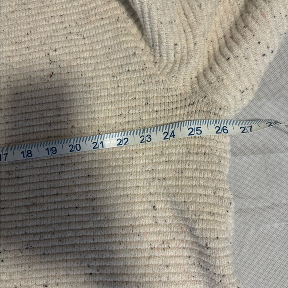 Ladies sweater with high neck - Picture 2 of 4